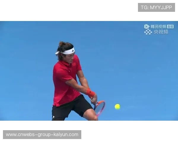 张之臻巡回赛首轮轰出15记Ace球，两盘横扫