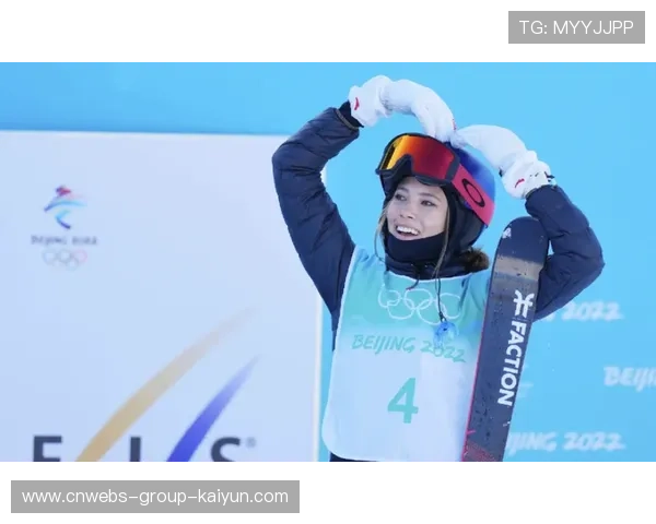 谷爱凌冰雪康复历程感人，伤后复出首场即夺魁展现王者霸气